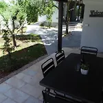 Petrovic * Фажана